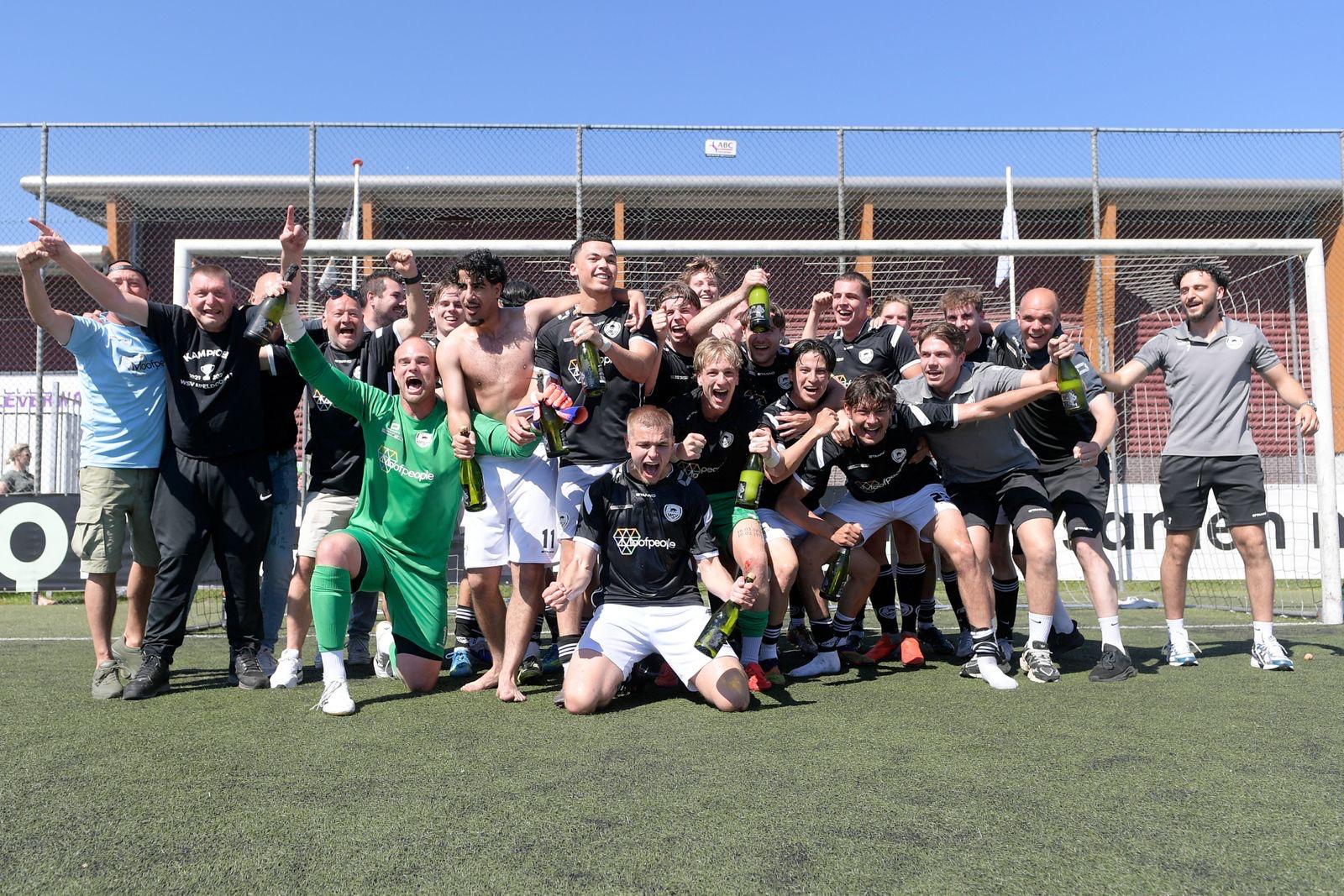 WSV 1 Kampioen!!